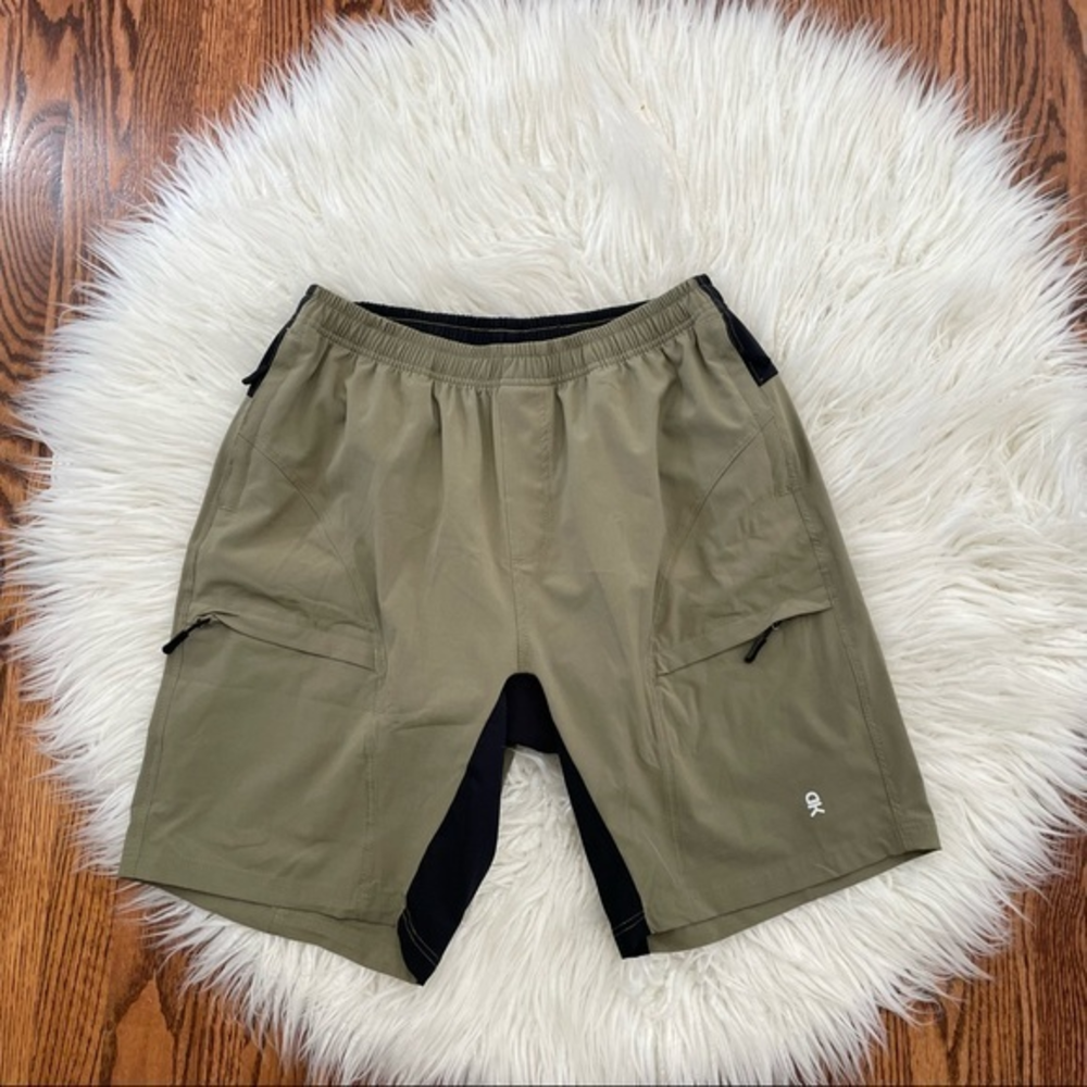 Little Donkey Andy khaki 3D padding shorts mens size M NWT